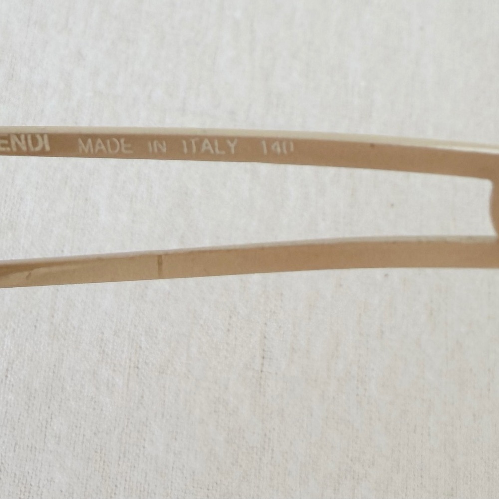 Vintage FENDI FS 143 Tortoise Shell Oval Sunglasses - Made in Italy - Picture 8 of 10